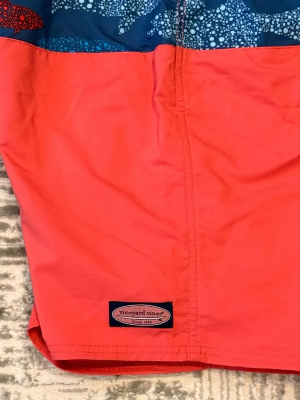 NEW Vineyard Vines men's 36